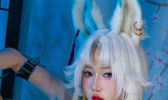 看Tiny Asa怎么演绎妈妈卡夫卡：精选图片，调皮又微妙的瞬间